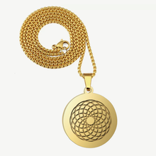 Lade das Bild in den Galerie-Viewer, Emf 5G Protection Quantum Scalar 24K Gold Circle Pendant Necklace.
