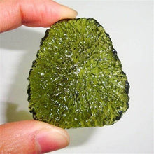 Load image into Gallery viewer, Moldavite Pendant Necklace For Spiritual Awakening &amp; Transformation. Necklaces
